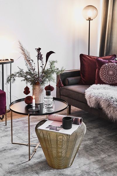 Design Beistelltisch / Hocker Pulse aus Metall