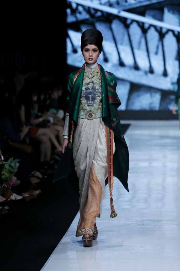 15 best Densis images on Pinterest Fashion weeks, Indonesia and Ikat - invitation jakarta fashion week 15 best Densis images on Pinterest Fashion weeks, Indonesia and Ikat - invitation jakarta fashion week