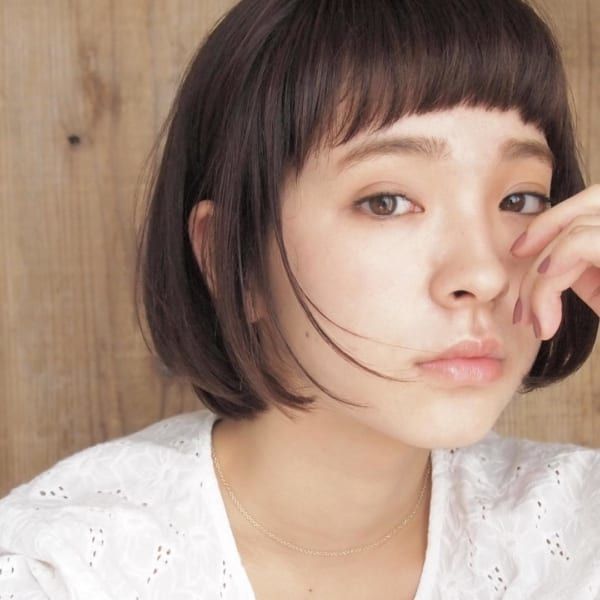ぱっつん前髪 アレンジ大特集 レングス別におすすめスタイルをご紹介 Folk ぱっつん前髪 前髪 オン眉 ぱっつん前髪 アレンジ大特集 レングス別におすすめスタイルをご紹介 Folk ぱっつん前髪 前髪 オン眉