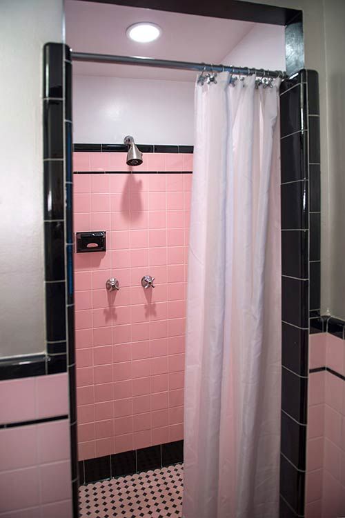 Black And White Retro Bathrooms best 25+ retro bathrooms ideas on pinterest | retro bathroom decor Black And White Retro Bathrooms best 25+ retro bathrooms ideas on pinterest | retro bathroom decor