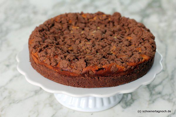 #SchokoKäsekuchen-Schoko-Käsekuchen mit Kirschen und Streuseln – Schöner Tag … img