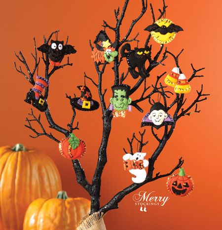 bucilla halloween ornaments felt and sequin kit herrschners