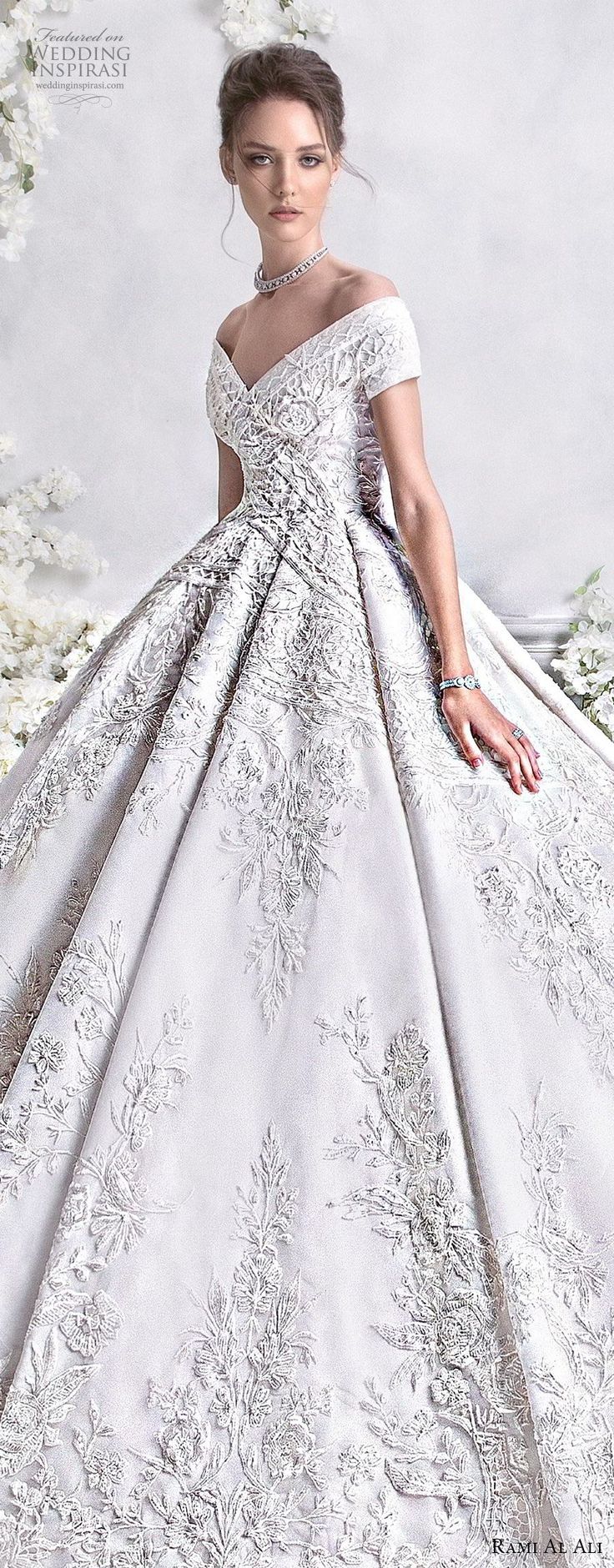Zamansız Zuhair Murad Gelinlik Modelleri 2019 Zamansız Zuhair Murad Gelinlik Modelleri 2019