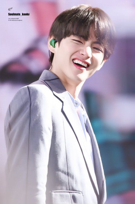 SOULMATE (@Soulmate_KookV) / Twitter in 2019 | Taehyung, Bts taehyung, Bts wallpaper