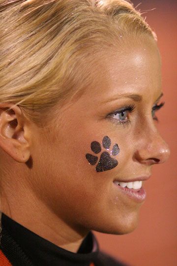 Simple Face Paint Ideas Bear Paw Simple Face Paint Ideas Bear Paw