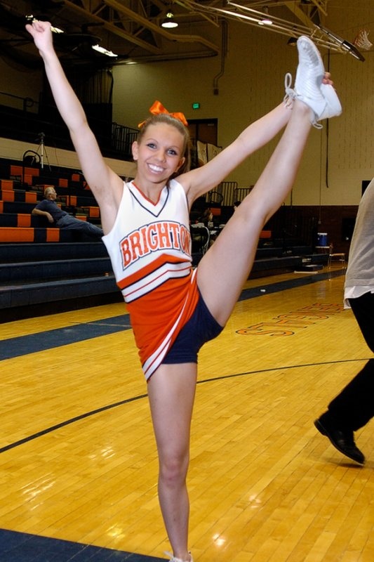 Hot teen cheerleader strips after — img 14