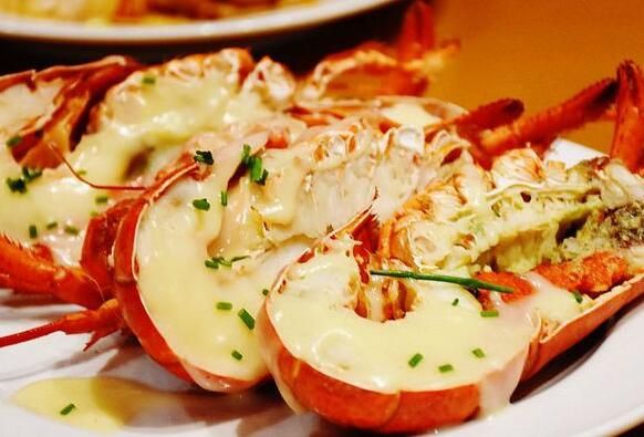 Buffet Dinner at Jade 50 Treasures The Fullerton Hotel #singapore #