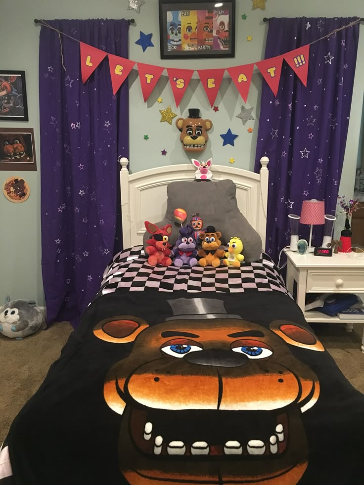 five nights at freddy's themed bedroom | fnaf | pinterest | freddy s