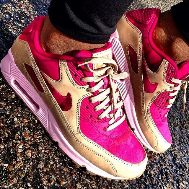 pink and gold air max