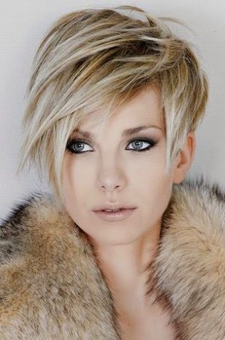 Coupe de cheveux courte 2,15 pour femme tendance (8)