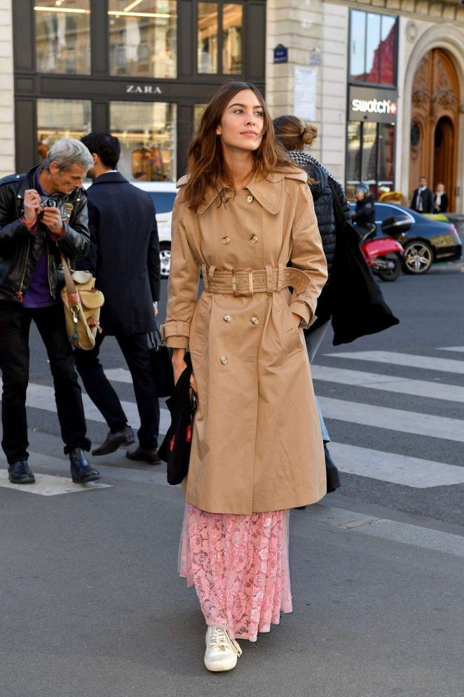 Alexa Chung Stella Mccartney Fashion Show In Paris 06 Gotceleb