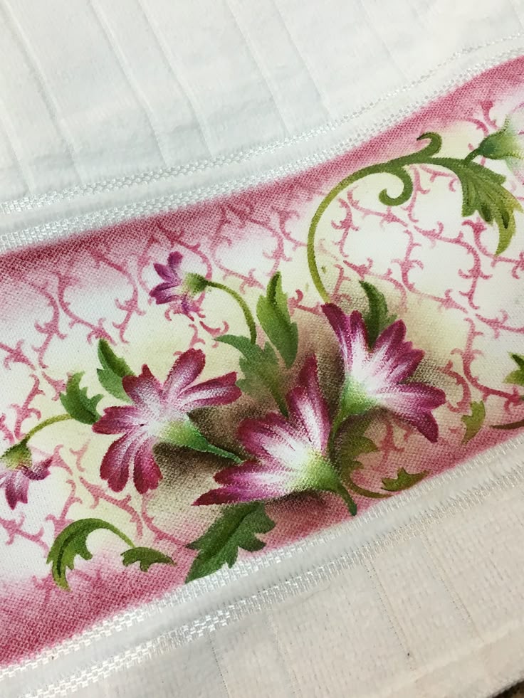 Toalha de rosto pintura com stencil Diseños para pintar Aparador Jacauna ~ Toalha de rosto pintura com stencil Diseños para pintar