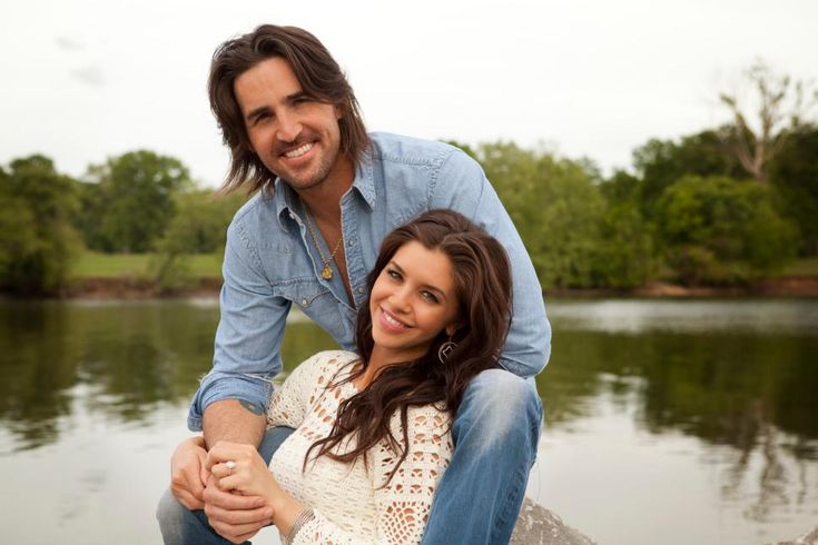 Is jake owen dating lacey buchanan