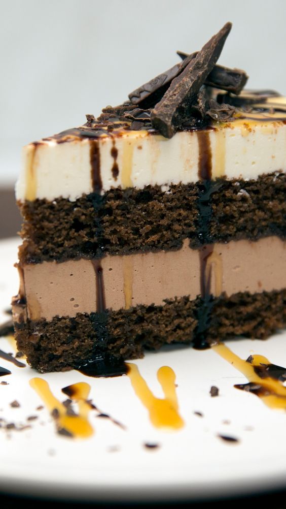 Tuxedo Mousse Cake Kroger 3 Tuxedo Cake Recipe Cake recipes, Cake, Tuxedo cake
