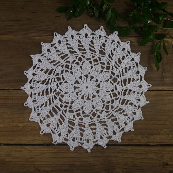 Lovely Hand Crochet Floral Cotton Doily GREEN 20CM