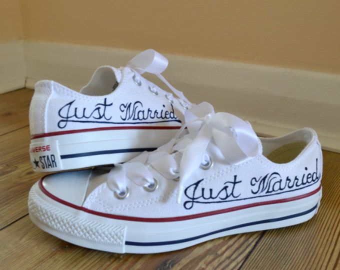 converse mariage just married