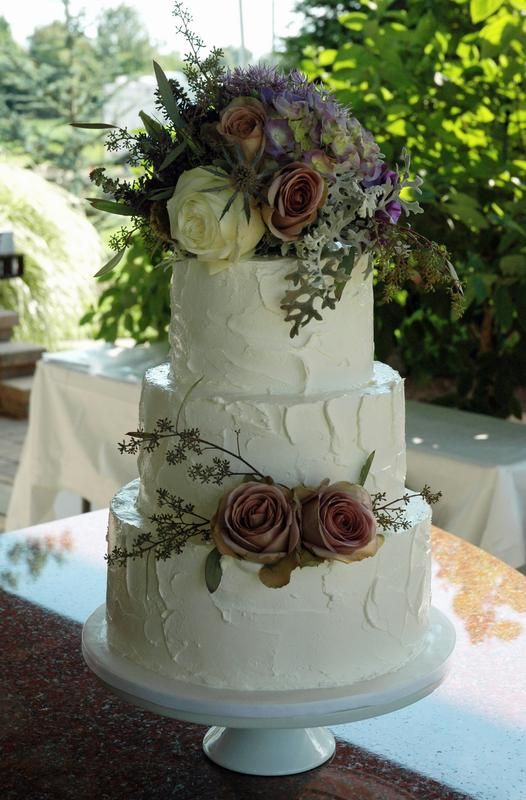 Rustic Buttercream Wedding Cake With Fresh Flowers Rustic Buttercream Wedding Cake With Fresh Flowers