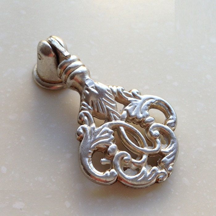 109 Best Silver Knobs & Handles Images On Pinterest Pull Handles Shabby Chic Dresser Drawer Pulls Knobs Handles Drop Pulls Handles Antique Silver Vintage Cabinet Handle Pull - 109 Best Silver Knobs & Handles Images On Pinterest Pull Handles