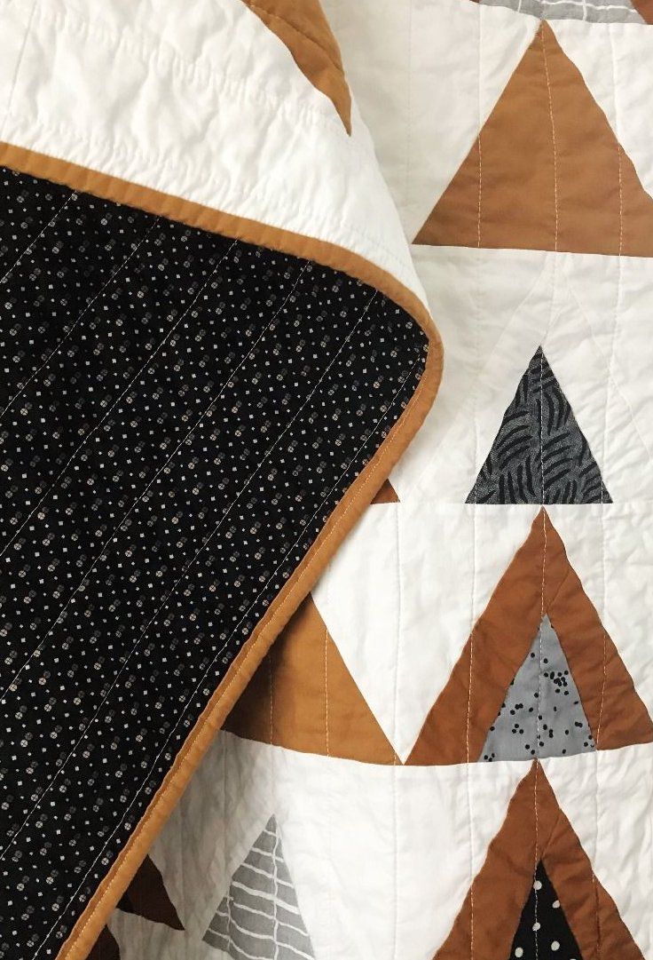 Triangle Mountain Quilt Great Quilt For The Fall Modern Minimalist Nursery It S Made With Rich Shades Of Brown Boys Quilt Patterns Diy Quilt Mountain Quilts