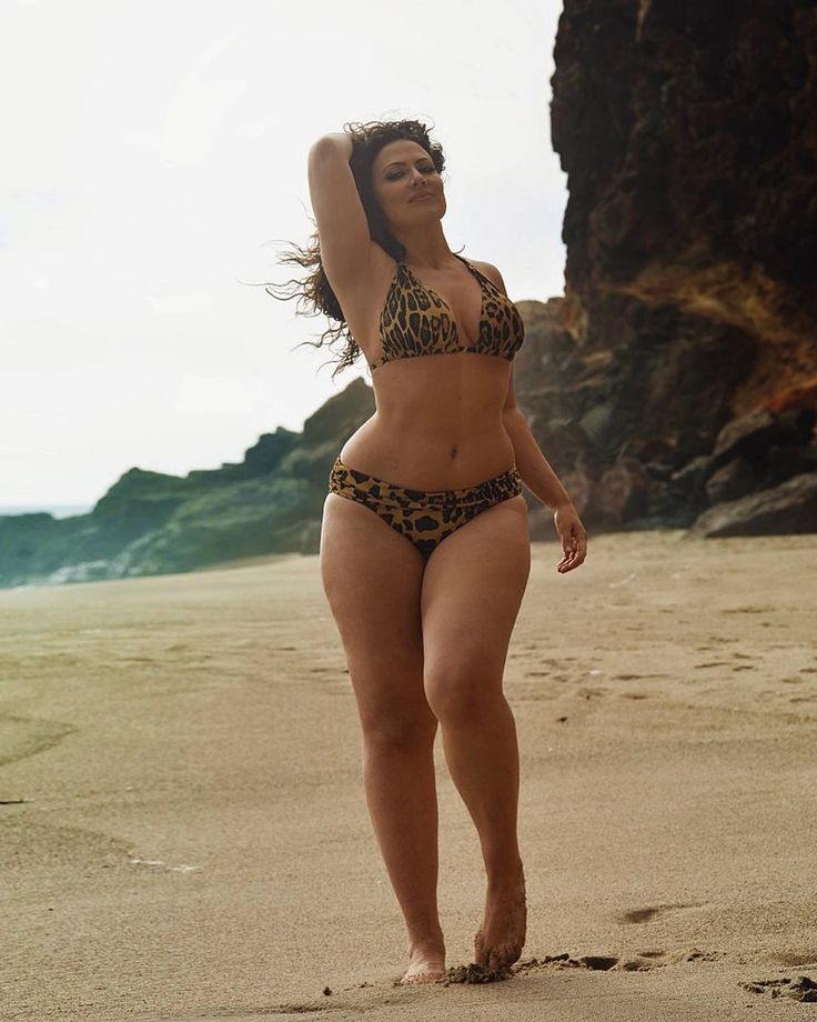 Sissy long hair curvy beach