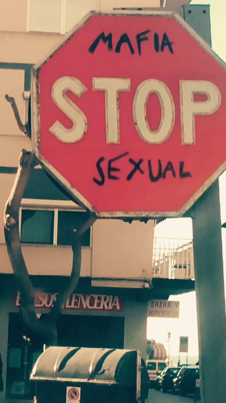 uñas mujeres prostitutas maduras en almeria uñas mujeres prostitutas maduras en almeria