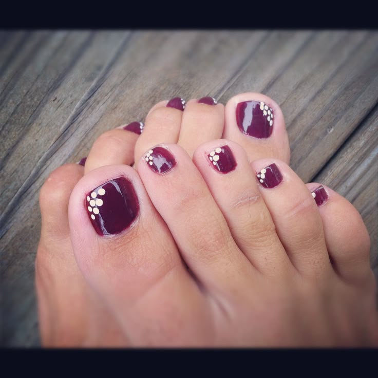 Best 10+ Fall Toe Nails Ideas On Pinterest Christmas Toes, Fall Purple Toe Nail Design - Nails which are well cared for make a favorable impression on your individuality. Among one of t - Best 10+ Fall Toe Nails Ideas On Pinterest Christmas Toes, Fall