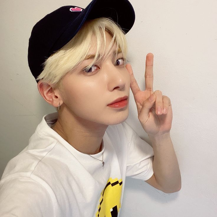 kang taehyun txt tomorrow boy groups kang taehyun txt tomorrow boy groups