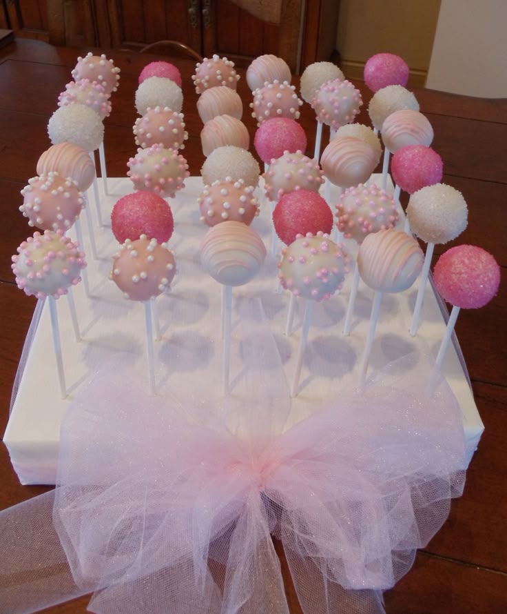 Best 25+ Pink cake pops ideas on Pinterest Baby shower ...