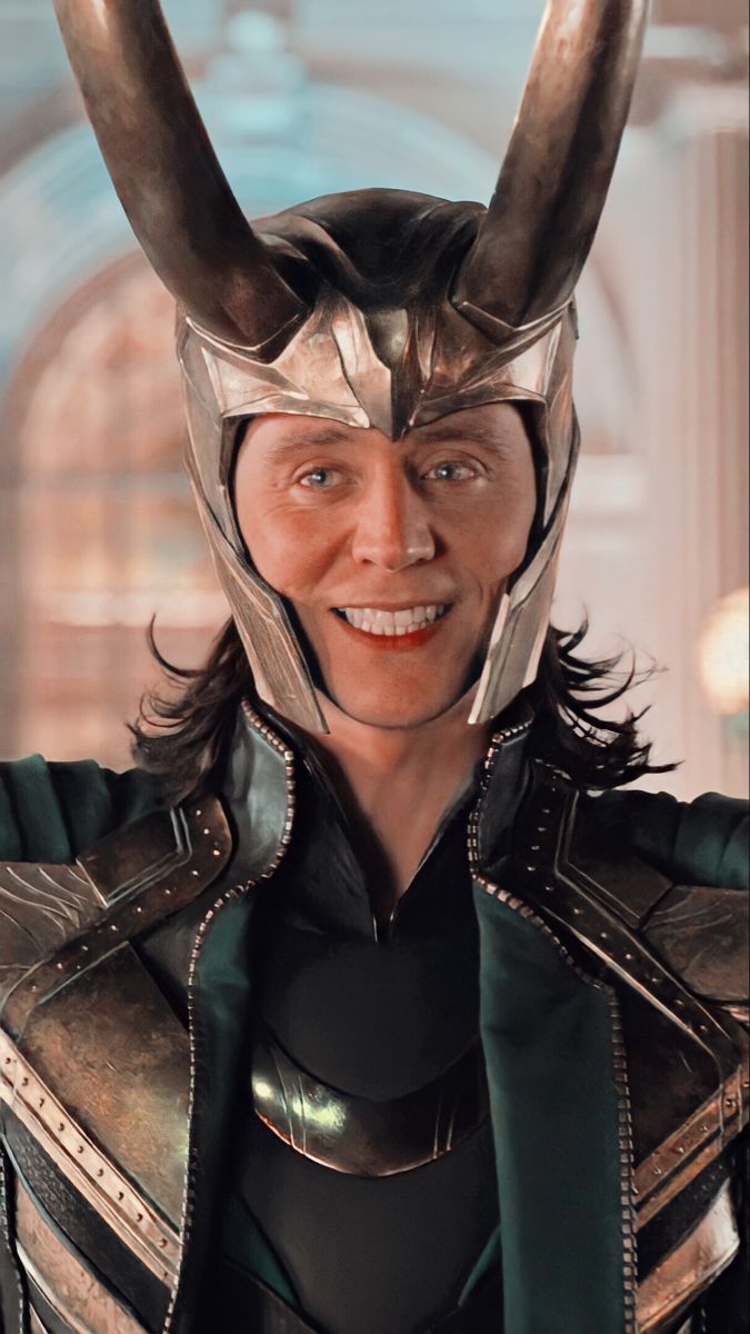 Loki lockscreen/ wallpaper in 2021 | Loki wallpaper, Tom hiddleston ... Tom Hiddleston Loki Avengers Wallpaper