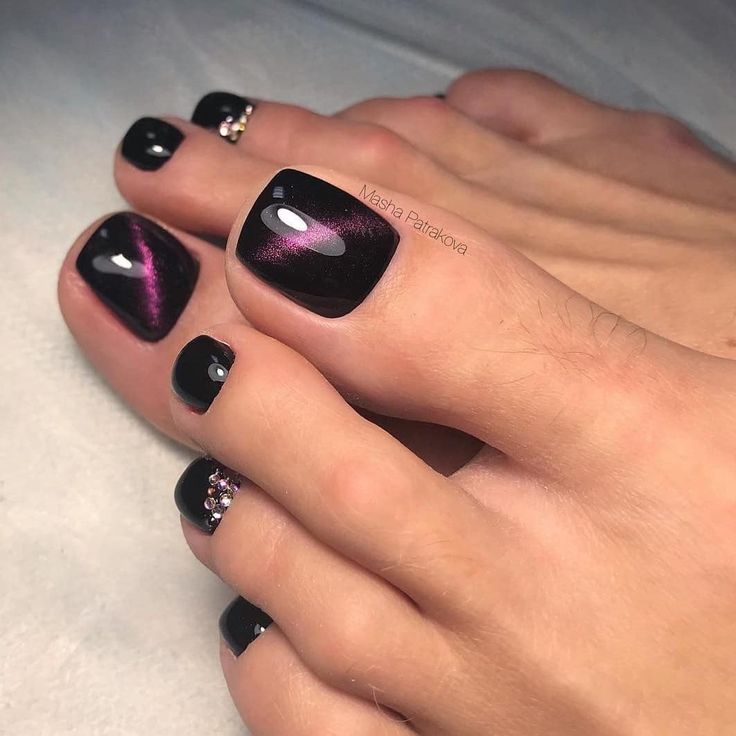 50+ Pretty Toe Nail Art Ideas - For Creative Juice Pretty toe nails, Toe nail de
