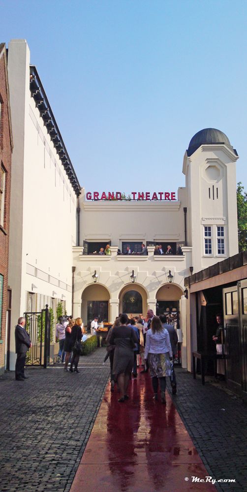 21 Najlepších Obrázkov Na Nástenke Breda In The Netherlands Holland Grand Theatre Breda Movie Theather Used To Live Just Around The Corner