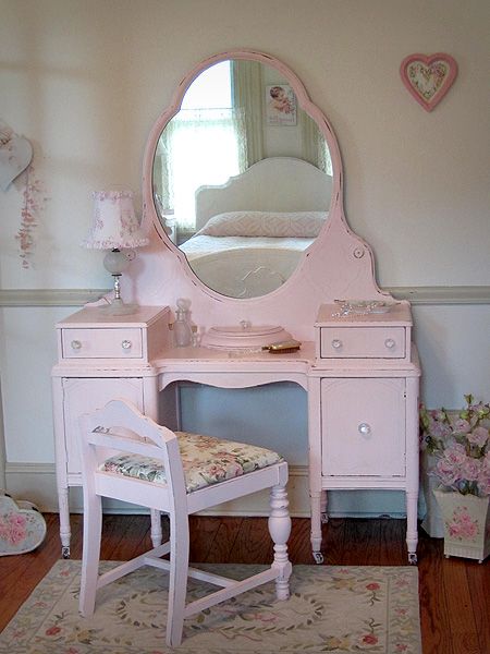 Best 25+ White vanity table ideas on Pinterest | White makeup ... Best 25+ White vanity table ideas on Pinterest | White makeup ...