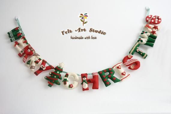 Hermosa Feliz Navidad Fieltro Bandera Guirnaldas Decoración Etsy Puerta De Navidad Decoracion Navidad Decoración De Unas