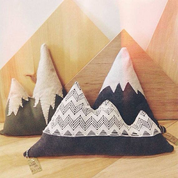 Mountain Pillows For Your Home Great With Any Decor Woody Feel And Added Coziness To Rustic Or Cabin Themed Room So Adorable Mountain Pillows For Your Home Great With Any Decor Woody Feel And Added Coziness To Rustic Or Cabin Themed Room So Adorable