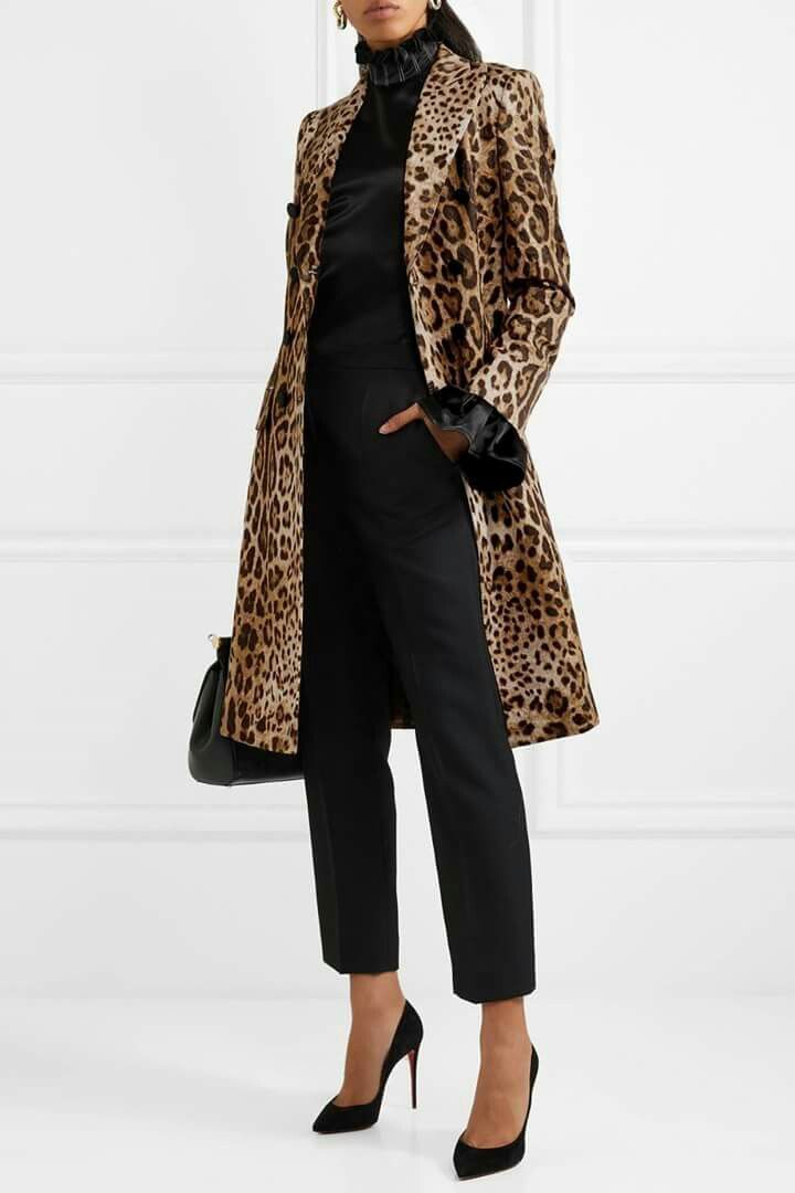 Veste d'interieur femme le chat Veste d'interieur femme le chat