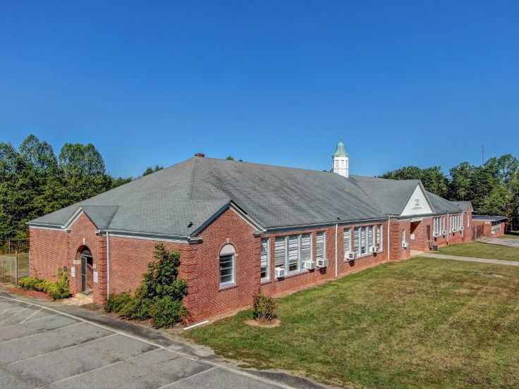 commercial property for sale oak ridge nc