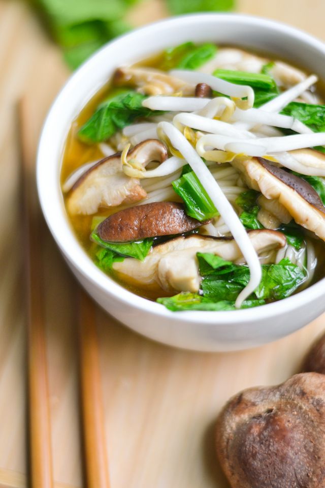 Asian noodle vegetarian soup recipe