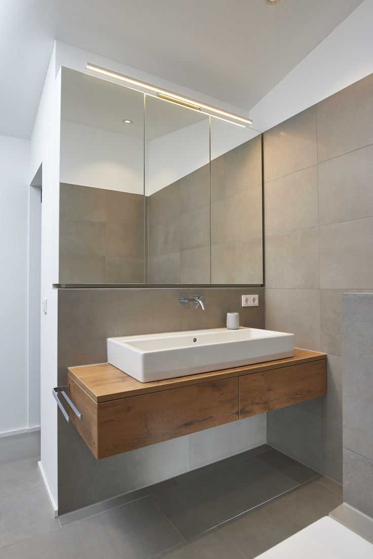 Baden 26 | Spiegelschrank bad, Badezimmer spiegelschrank, Baden Fliesen generell | Badezimmer spiegelschrank, Spiegelschrank