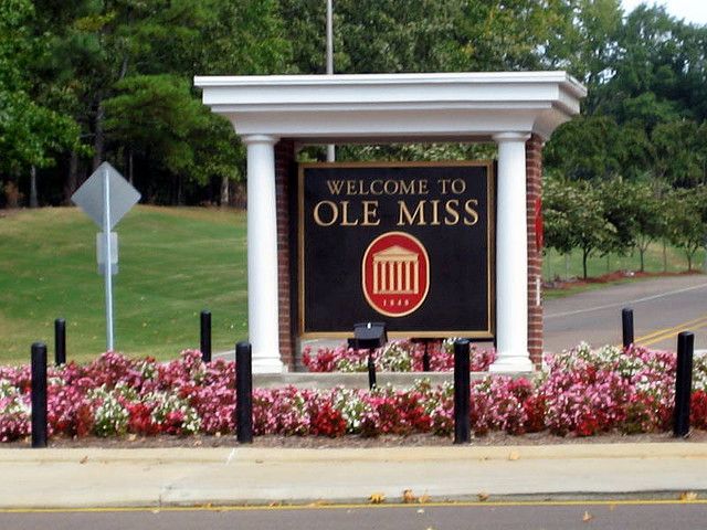 Ole miss admissions essay