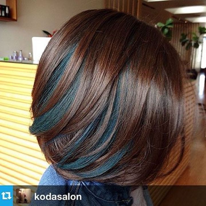 Inverted Bob W Peekaboo Highlights Bob Hair Color Short Hair Color Rainbow Hair Color