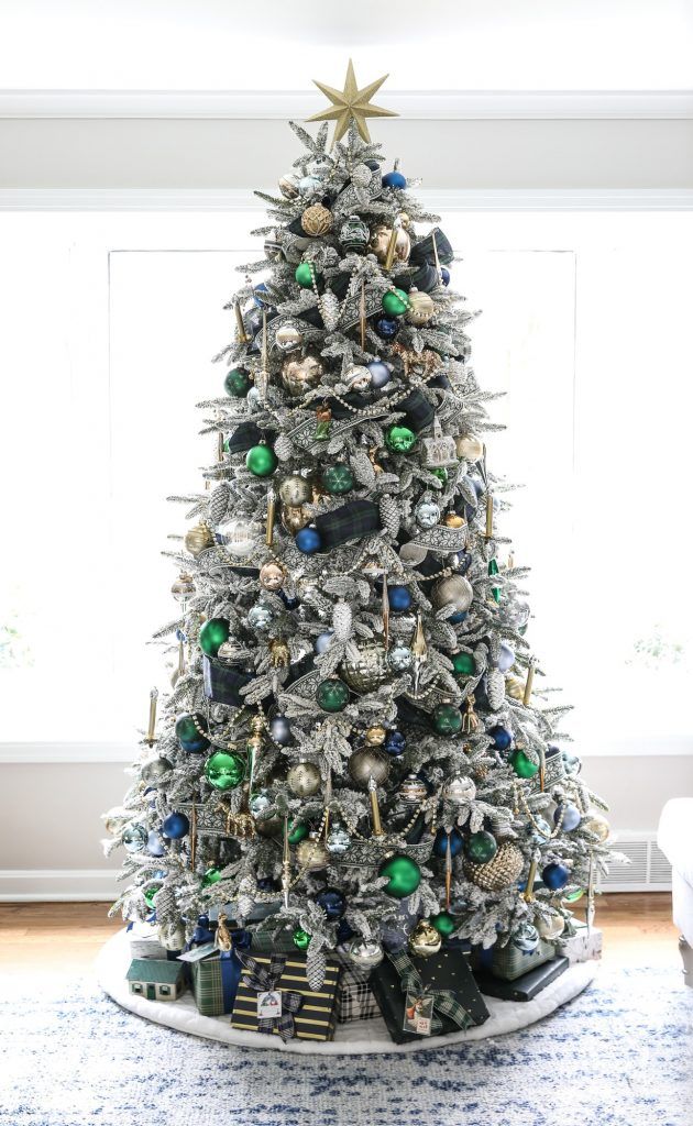 My favorite Christmas Trees of 2019! | Ribbon on christmas tree