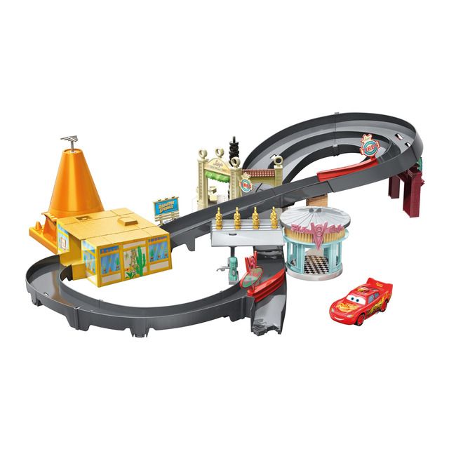 Disney Cars Pista de coches Radiator Springs, juguetes niños +4 años Mattel en 2020 | Juguetes niños 4 años, Disney cars y Juguetes para niñas