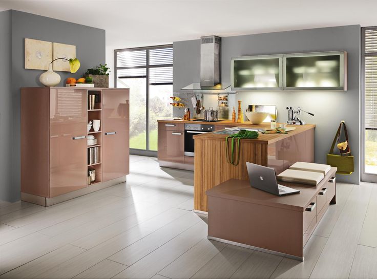 Einbauküche von DIETER KNOLL - glänzende Elemente für ein schönes - nobilia küchen qualität Einbauküche von DIETER KNOLL - glänzende Elemente für ein schönes - nobilia küchen qualität