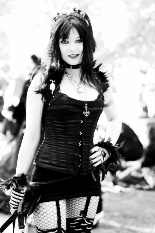 Gothic frauen treffen