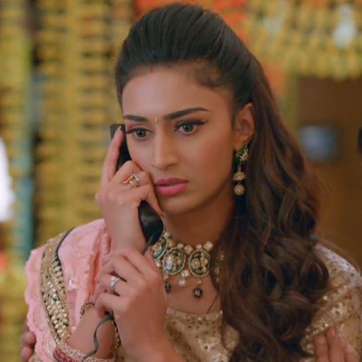 Erica Jennifer Fernandes On Instagram Ericafernandes Ericajenniferfernandes Ejfians Parthsamthaan Anupre Pari Erica Fernandes Celebrities Female Beauty