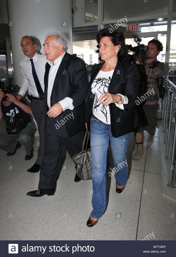 Dominique Strauss Kahn And Anne Sinclair Dominique Strauss Kahn And Wife Anne Sinclair Depart Nyc Dominique And His Wife Anne Sinc Sinclair Nyc Nyc Apartment