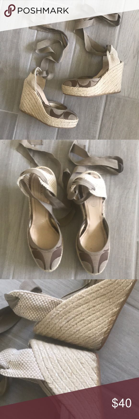 COACH signature espadrille wedge 6 Preowned COACH signature fabric espadrille we...