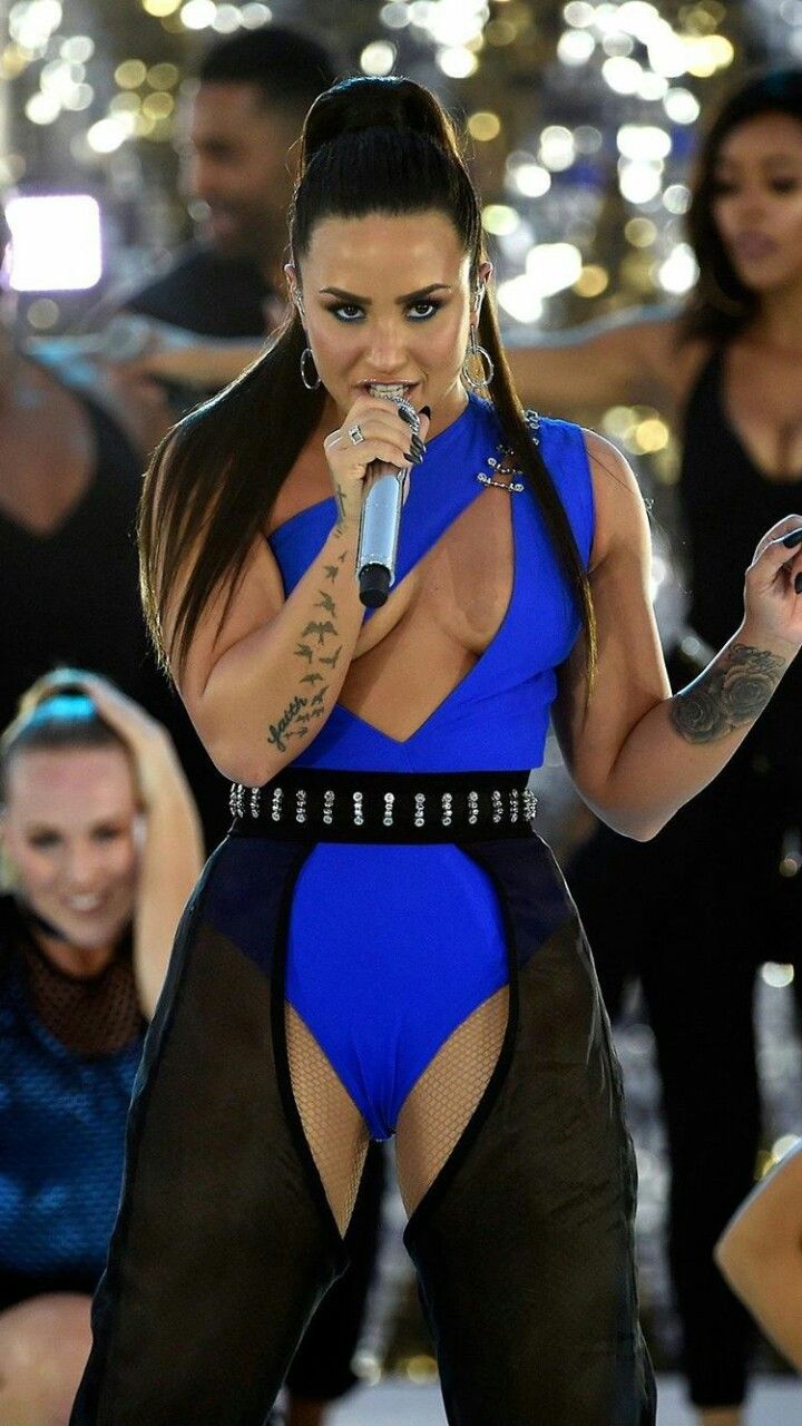 demi lovato broken hearted song best 25 demi lovato music ideas on pinterest demi demi lovato broken hearted song best 25 demi lovato music ideas on pinterest demi