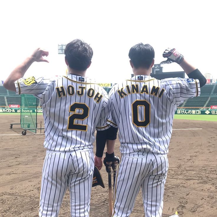 阪神タイガースはinstagramを利用しています 球団公式インスタフォロワー万人突破しました 皆さまありがとうございます 万人突破 ありがとうございます 背番号2と0のこのお二人に協力のお願い 北條史也 選手 2 木浪聖也 選手 0 阪神タイガース 阪神タイガースはinstagramを利用しています 球団公式インスタフォロワー万人突破しました 皆さまありがとうございます 万人突破 ありがとうございます 背番号2と0のこのお二人に協力のお願い 北條史也 選手 2 木浪聖也 選手 0 阪神タイガース