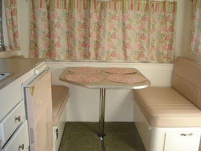 Dinette In Shasta Camper Dinette In Shasta Camper
